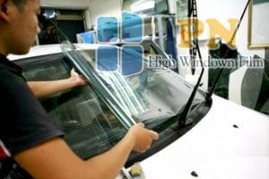 dán decal cách nhiệt ô tô
